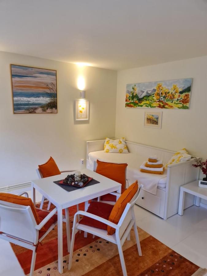 Apartamentul Alb Buşteni Exteriör bild