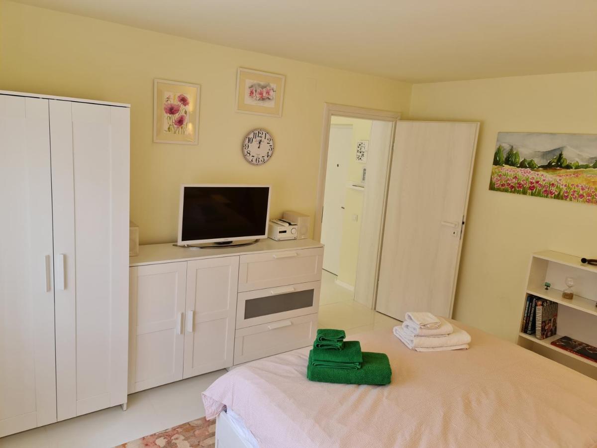 Apartamentul Alb Buşteni Exteriör bild
